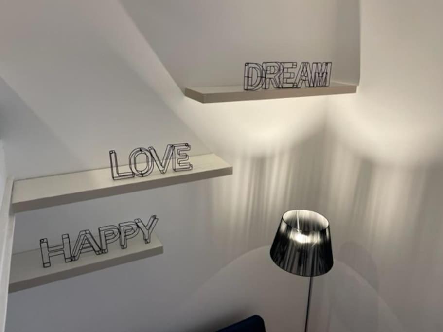 Loft Piccola Londra Apartment โรม ภายนอก รูปภาพ